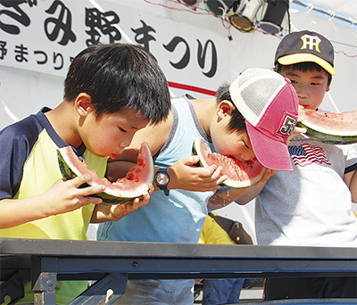 http://www.townnews.co.jp/0101/images/owari_cy01_0902.jpg