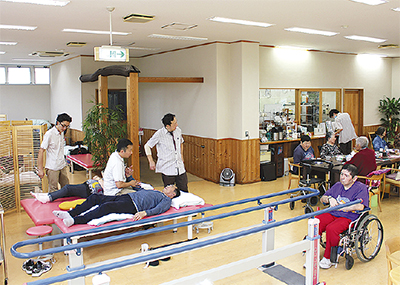 豊かな経験と専門知識で選ばれる「リハビリ」いつもあなたのそば