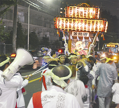 笠間で盛大に神輿担ぐ 青木・鹿島神社で例大祭 | 栄区 | タウンニュース