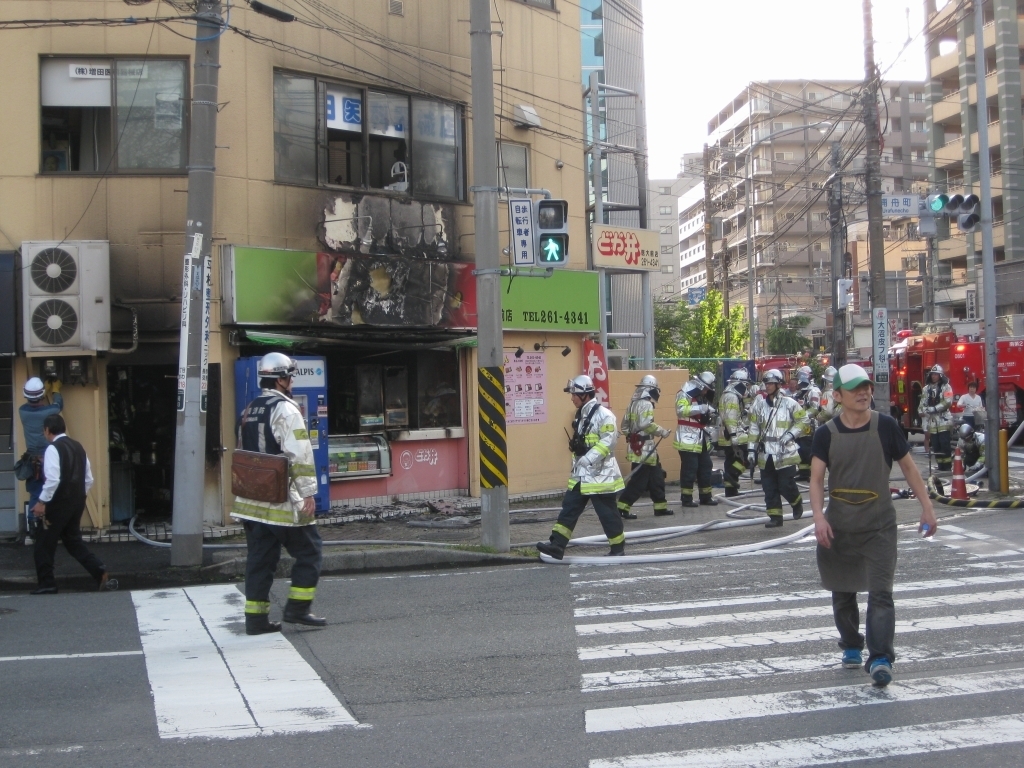 あっとほーむデスク