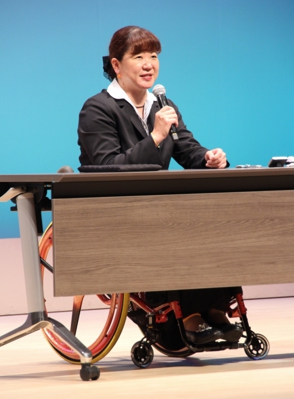 あっとほーむデスク