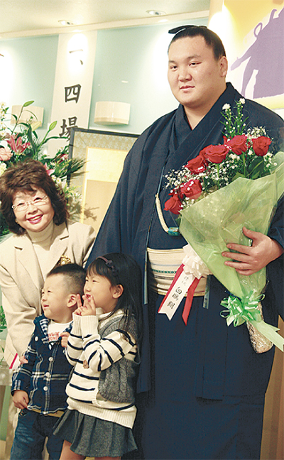 横綱･白鵬関が来浜