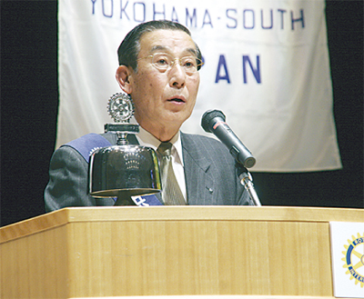 集会で親睦深める