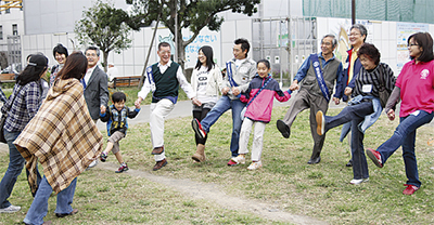 奉仕団体 清掃で交流