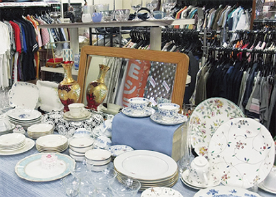 衣類･雑貨が全品半額