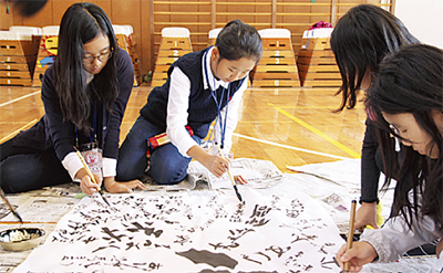 韓国の学校と交流