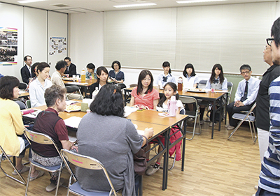 参加団体が顔合わせ