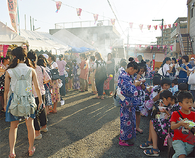 伝統祭りでにぎわう 六ツ川大池 2町内会に熱気 | 南区 | タウンニュース