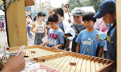 食べて遊んで世代交流
