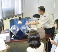 実験を通し環境保全の大切さを学んでいた