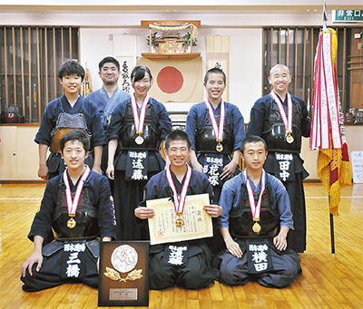 県剣道、中学団体で優勝