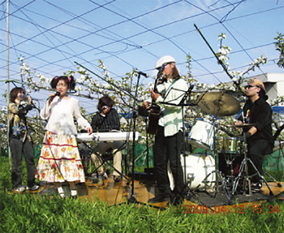 梨畑の音楽祭