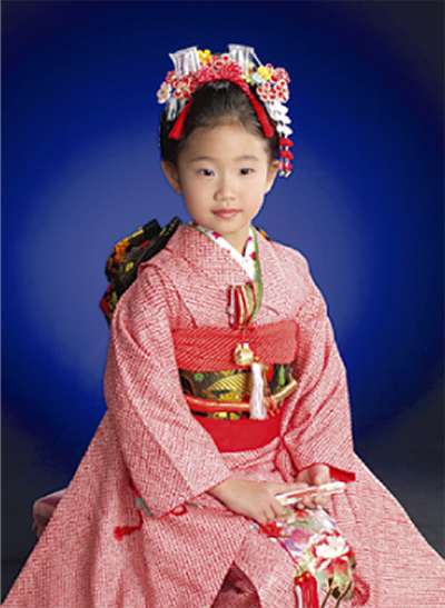 3歳七五三　お着物　伊勢丹 七五三の晴れ姿は伊勢丹で残す 貸衣裳＋美容＋写真 思い出を彩る「確か