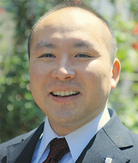 播摩和之さん