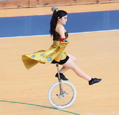 一輪車世界大会で金・銀・銅