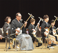 各地の芸能披露