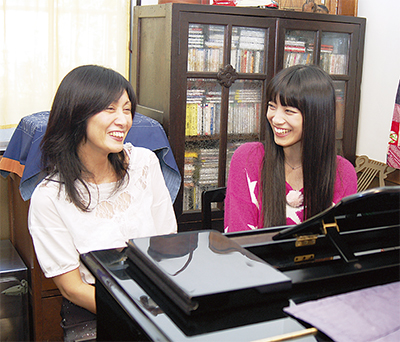 生まれ故郷に想い馳せ miwaさん ロケで葉山に 逗子 葉山 タウンニュース