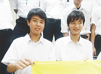 西野さん（右）と山本さん