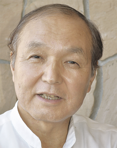 老いの道標」と題して講演する 田中 文夫さん 市内四之宮出身 68歳