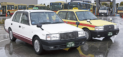 昭和のタクシーが復活