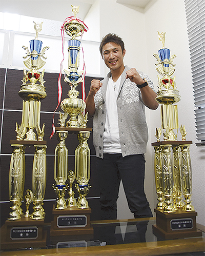 キックボクサー鈴木雅博さん 挫折乗り越え王座復活 テコンドー全日本