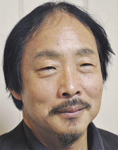 井出 文洋さん | 創立30周年を迎えた「日本画なでしこ会」で会長・講師 