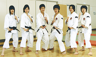 http://www.townnews.co.jp/0607/images/inter_cu01_0724.jpg