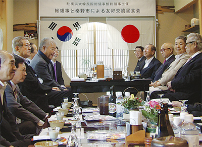 韓国総領事と昼食会