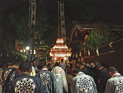 曾屋神社で例大祭