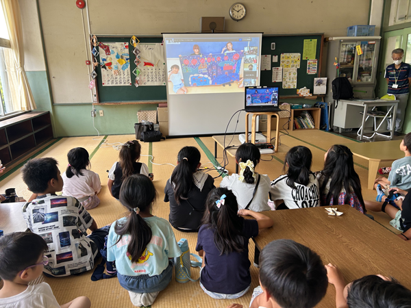 Web会議ツールを通じて行われた作品発表会