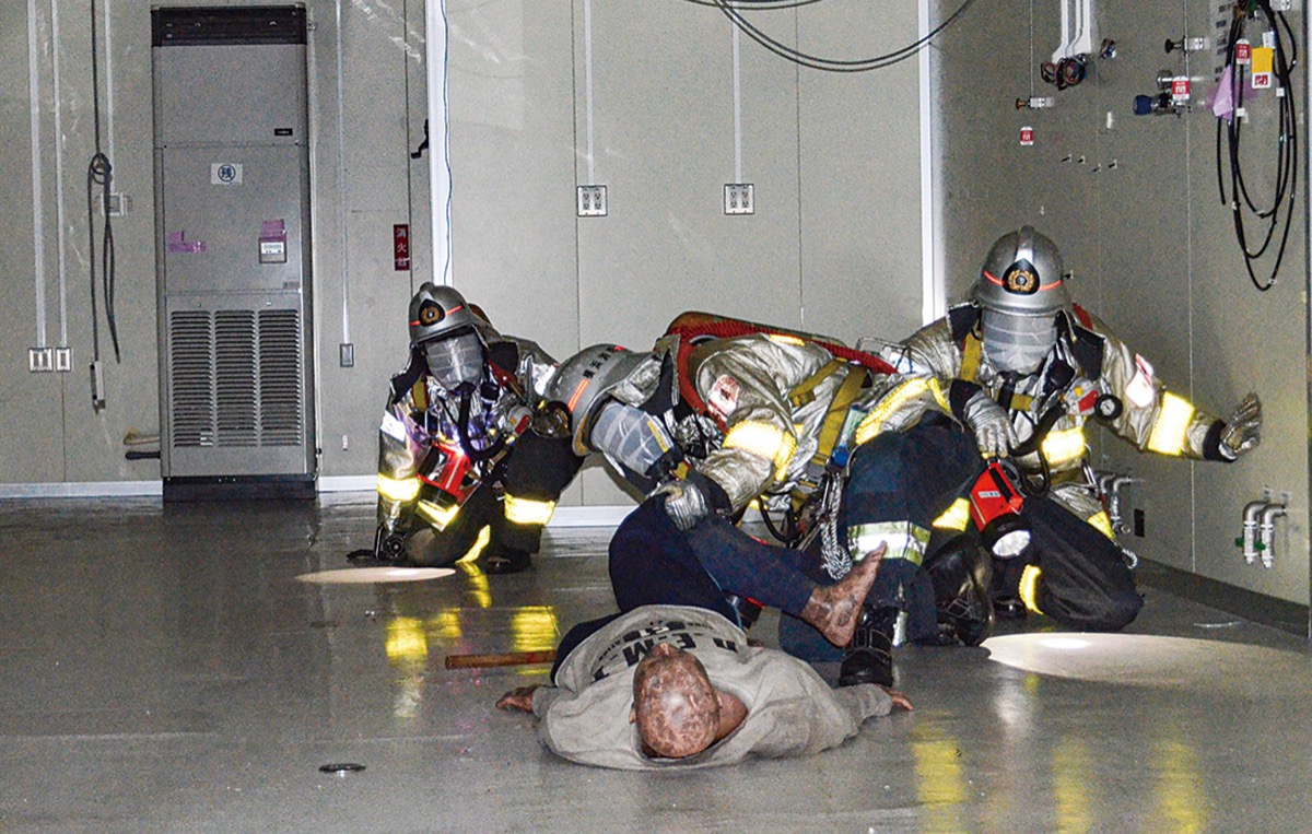 三菱ケミカルで訓練 (写真1)