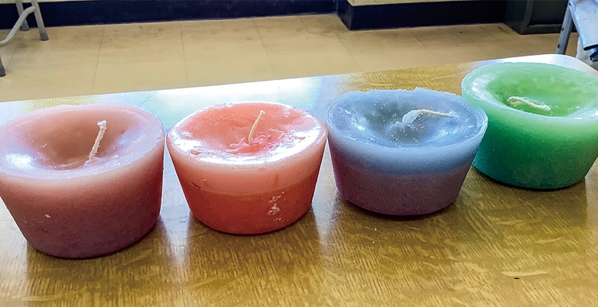 廃油から製作したキャンドル＝同
