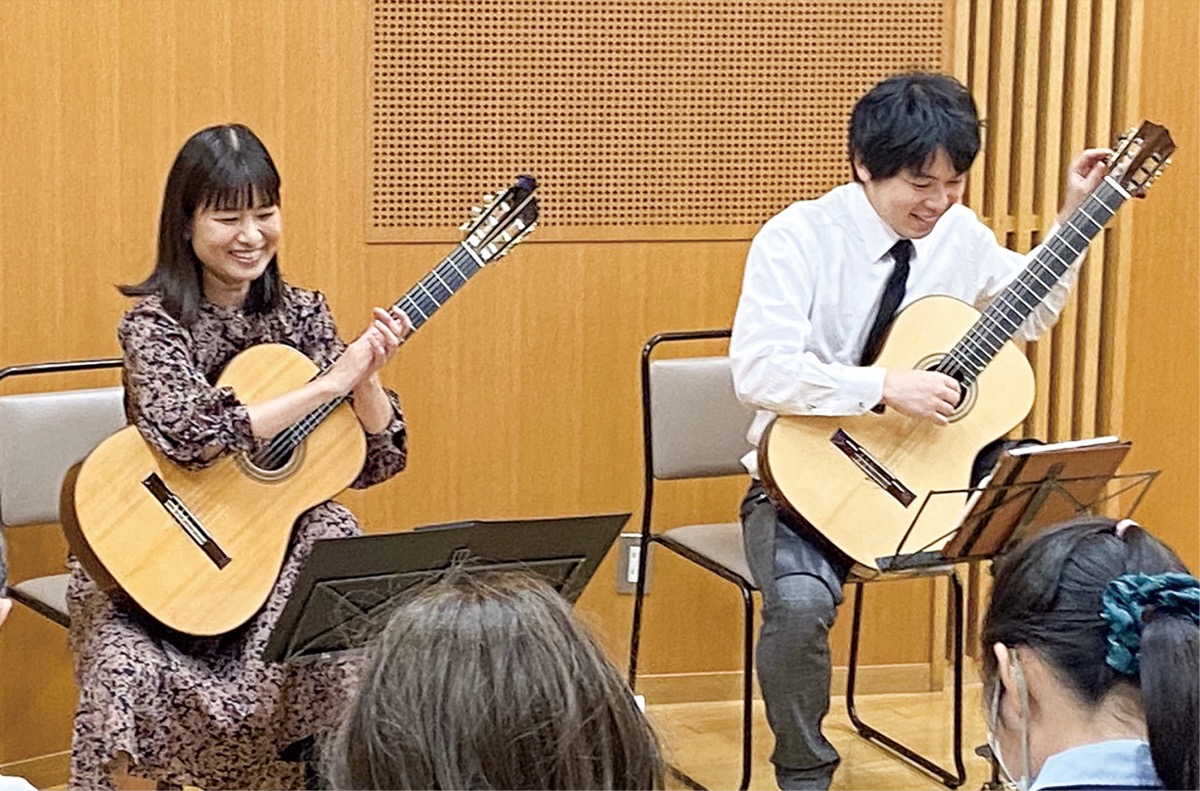 ギターコンサートと体験