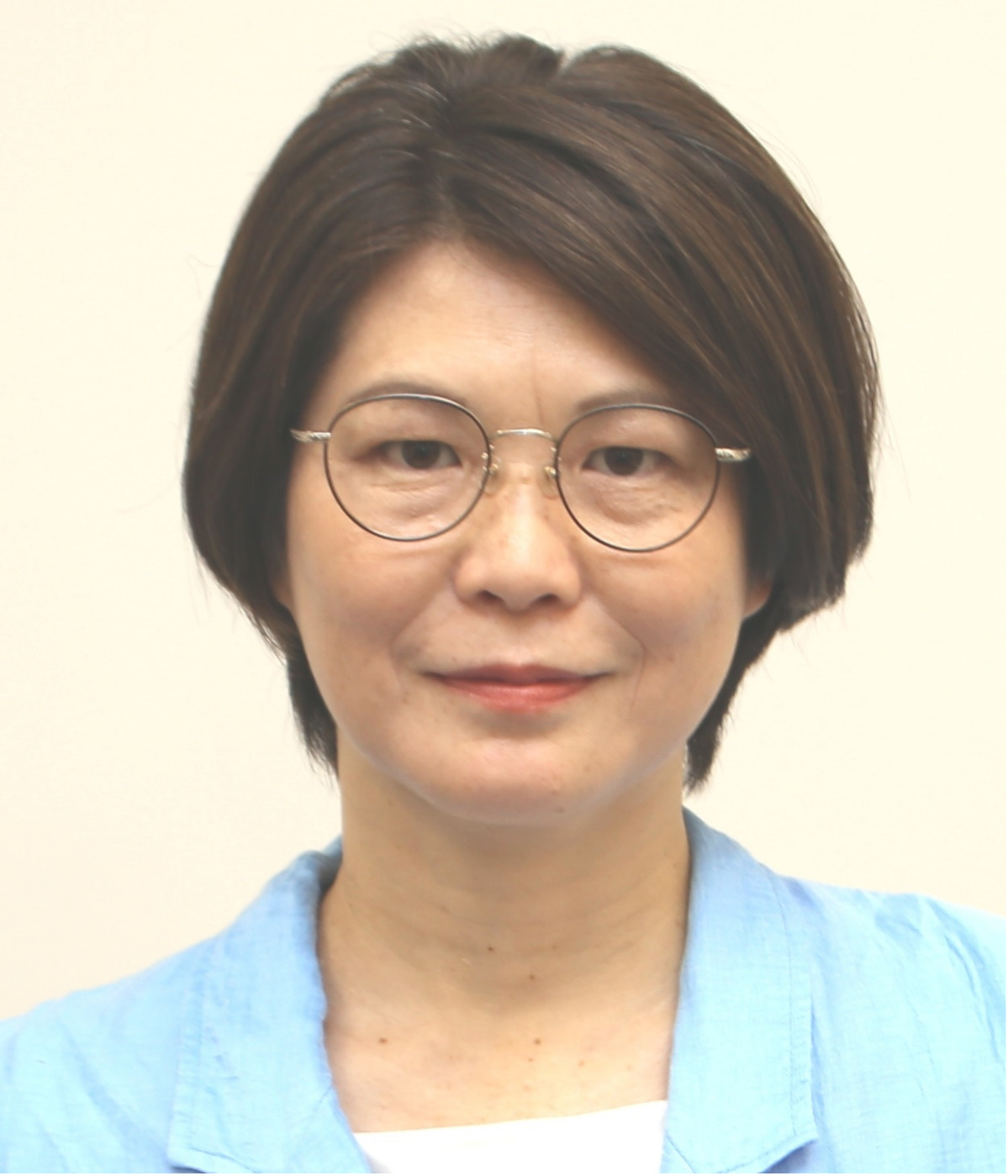浅賀由香氏