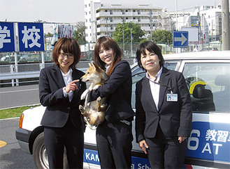 左から相原指導員、斉藤指導員、志鎌指導員
