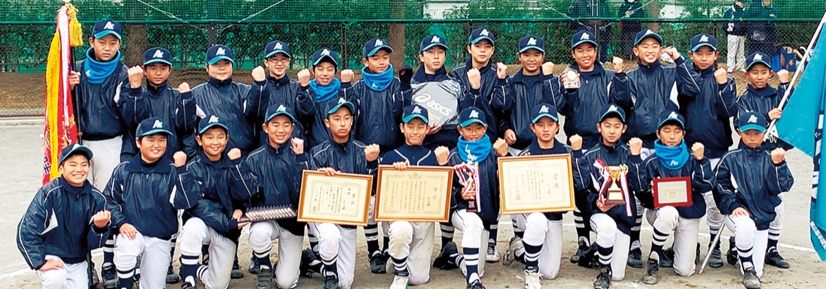 優勝を果たしたオール緑の選手