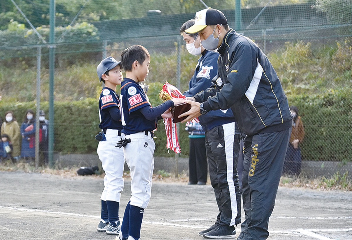 表彰式の様子（同クラブ提供）