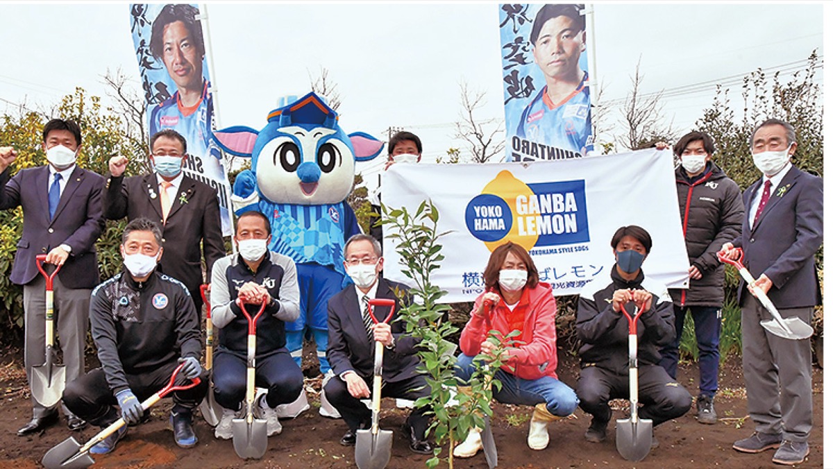 21日の植樹祭（三好種苗提供）