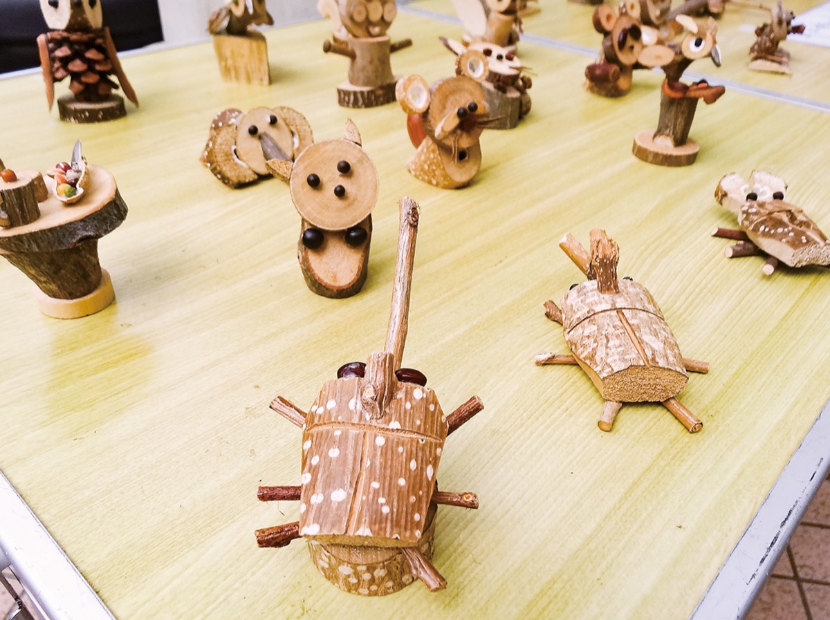 工作や草笛の教室も