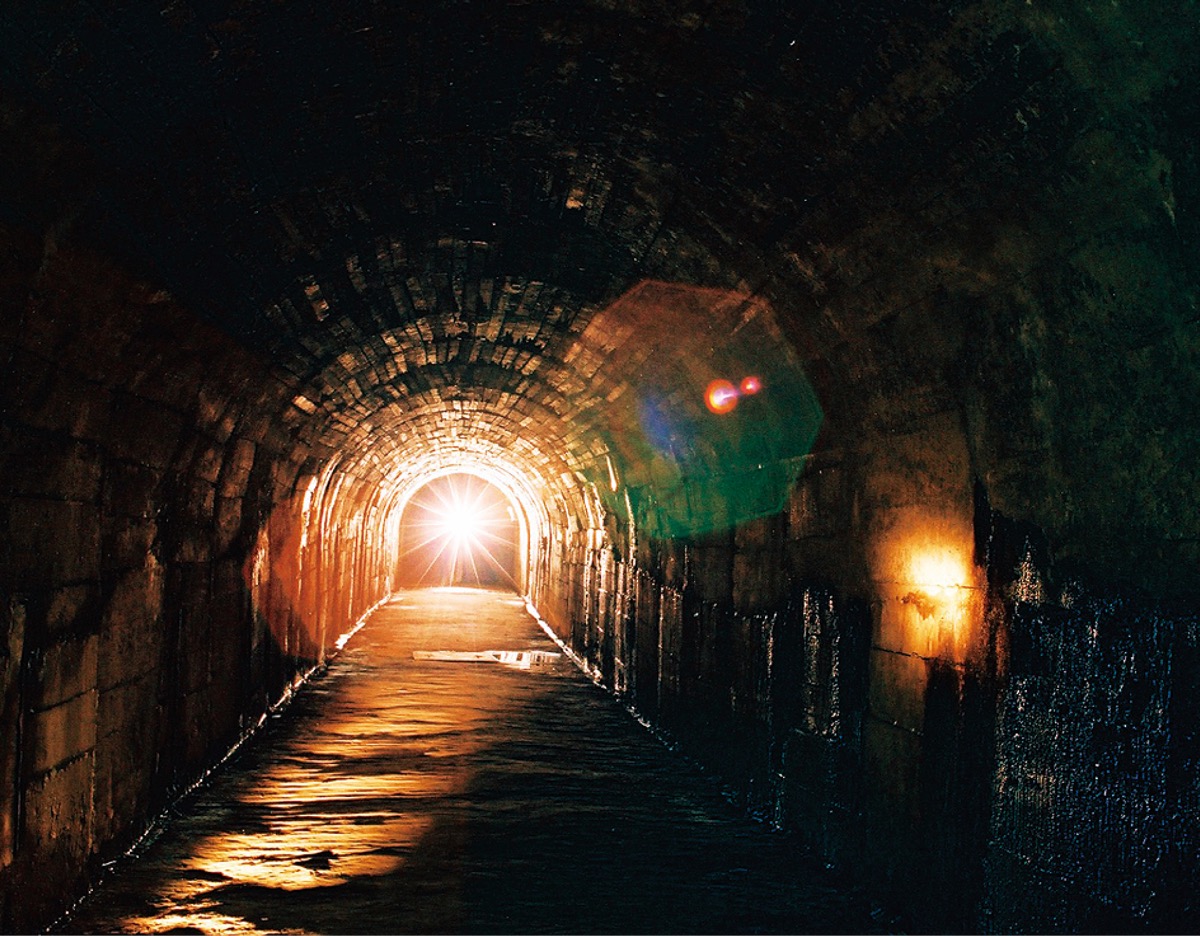 歴史刻む戦争遺跡