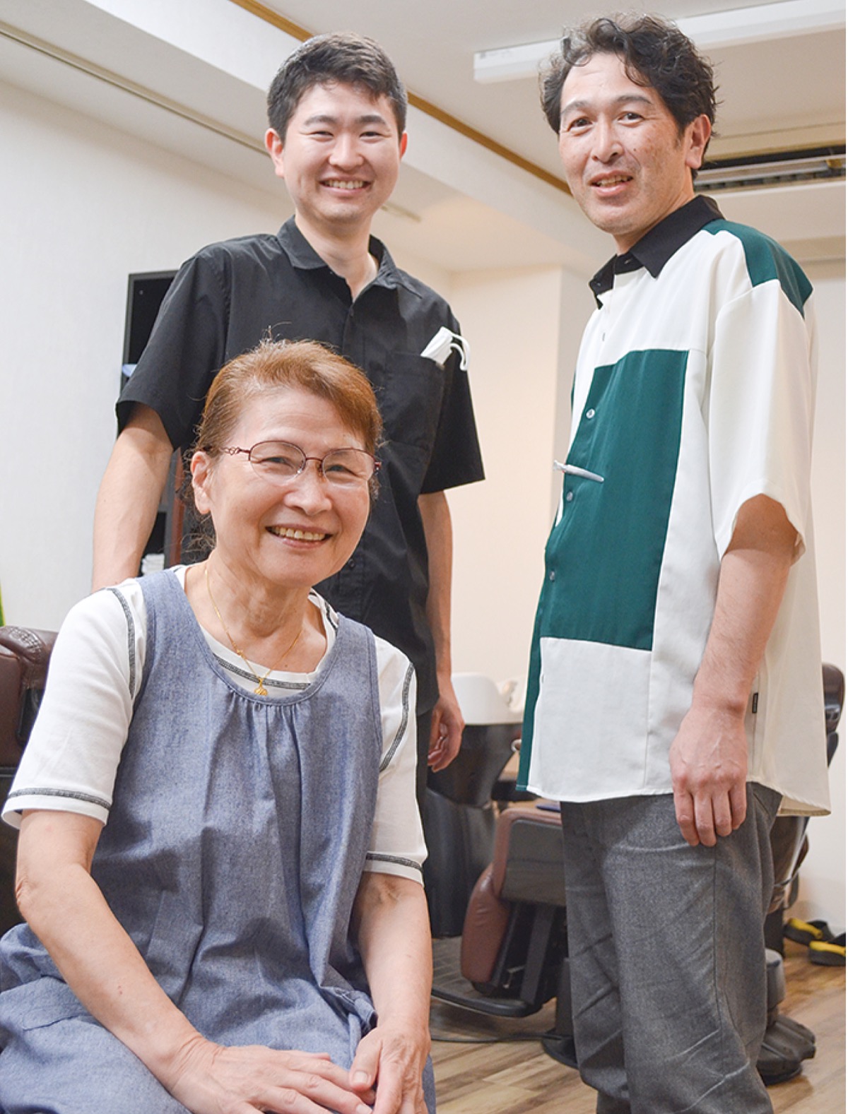 親の背中を追い３世代で