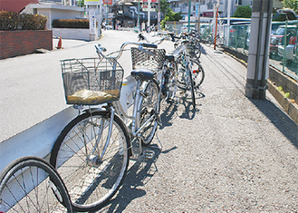 駅前の放置自転車