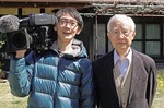 伊藤代表（左）と飯田家当主の飯田助知さん