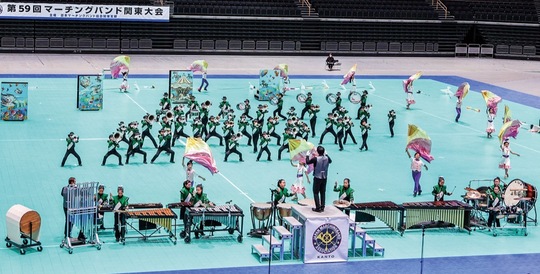 11月９日に行われた関東大会で演奏する太尾小学校マーチングバンド＝提供写真