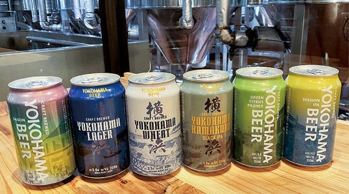 新発売の横浜セゾン（左）をはじめ、香りや味わいの異なるクラフト缶６種飲み比べセット