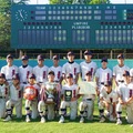 優勝した日吉台中メンバーら（神奈川県中学校体育連盟軟式野球専門部提供）