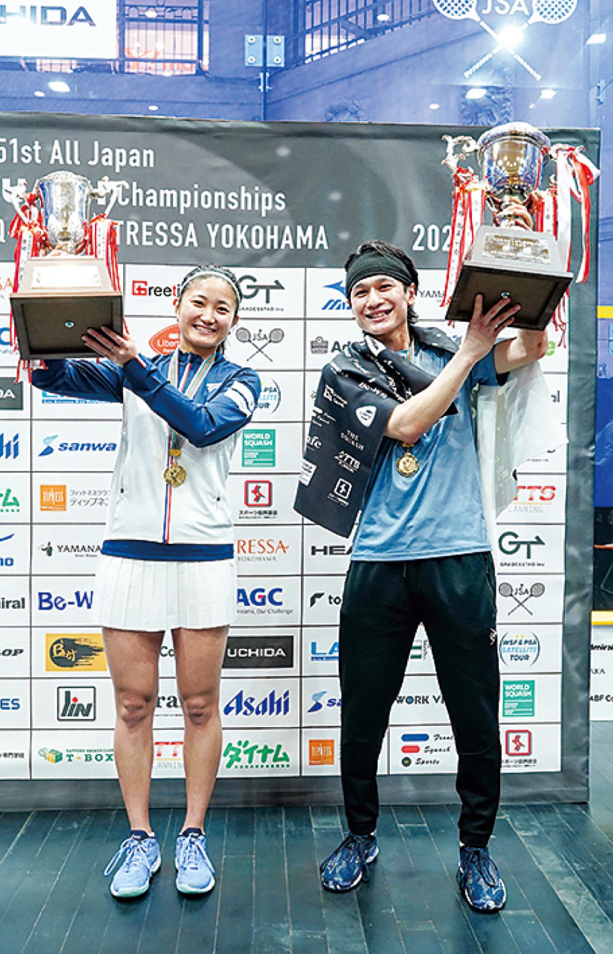 ◀優勝した机選手（右）と渡邉選手　©︎(公社)日本スカッシュ協会