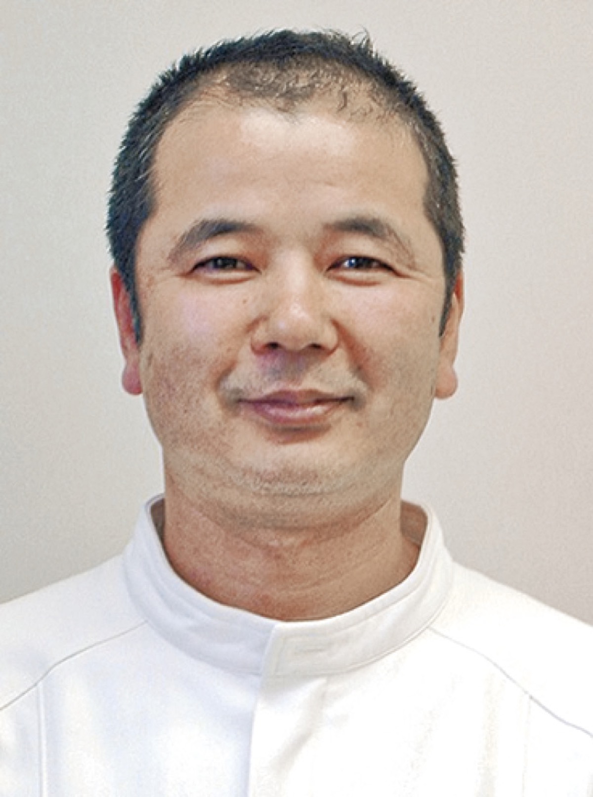 優しい笑顔の内山院長