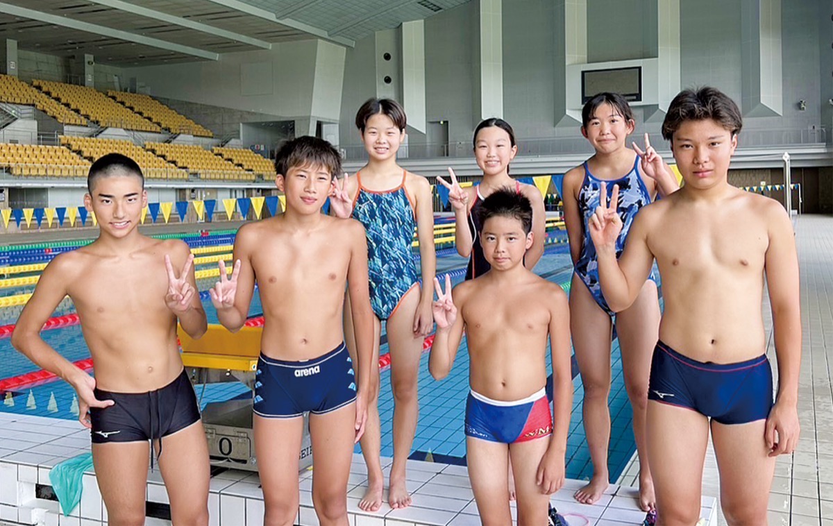女子小学生　水泳大会 www.donga.com