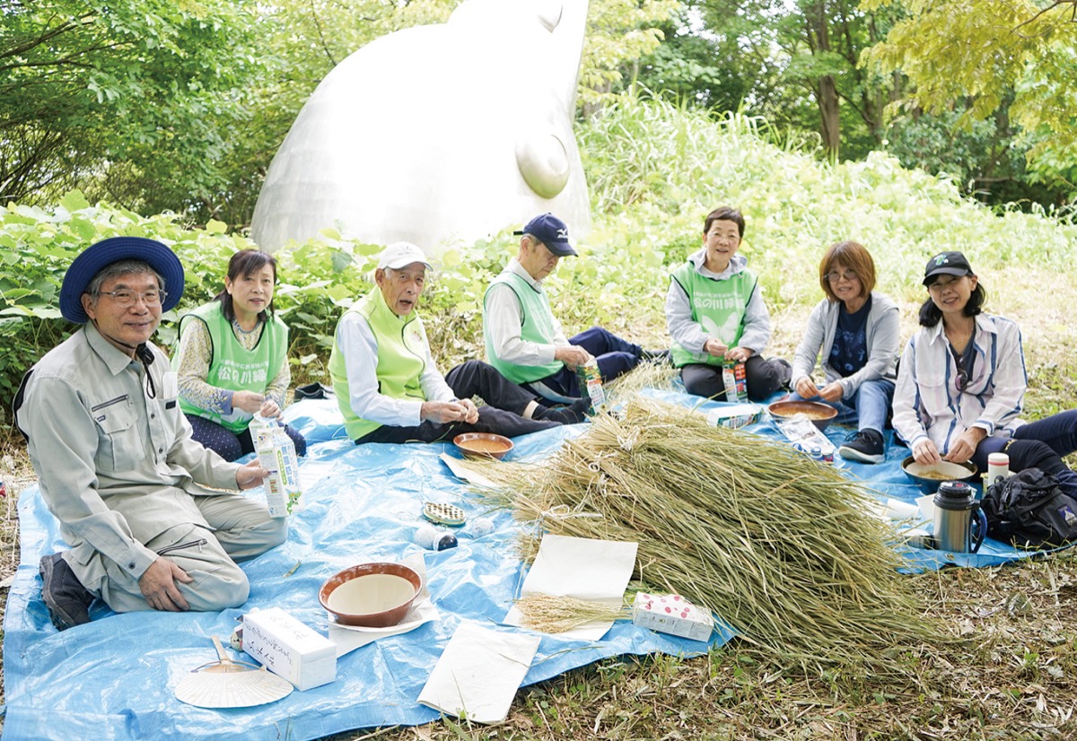 コンテナ栽培の稲脱穀